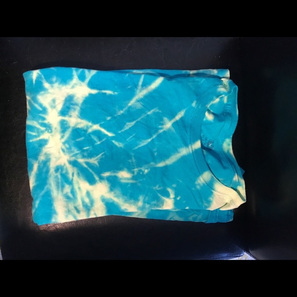 Graphic T-Shirt - Picture 2 of 2